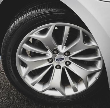 2018 Ford Taurus Limited