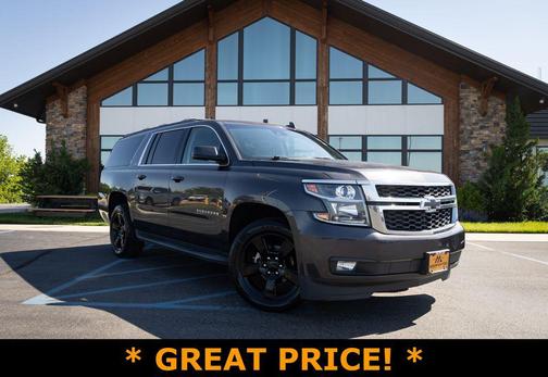 Tungsten Metallic 2017 Chevrolet Suburban LT