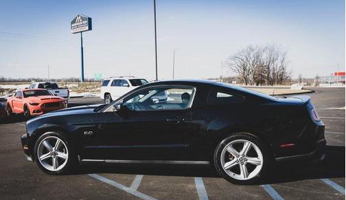 2011 Ford Mustang GT Premium