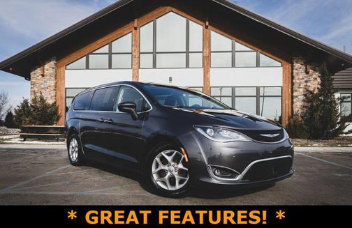 2019 Chrysler Pacifica Touring Plus