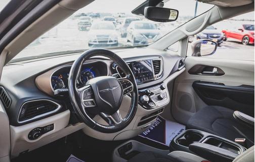 2019 Chrysler Pacifica Touring Plus