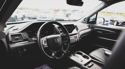 Crystal Black Pearl 2021 Honda Pilot 2WD Special Edition