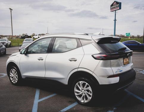 Silver Flare Metallic 2023 Chevrolet Bolt EUV FWD LT