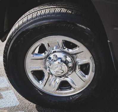 2018 RAM 2500 Tradesman Crew Cab 4x4 8' Box