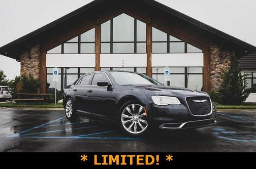 2016 Chrysler 300 Limited