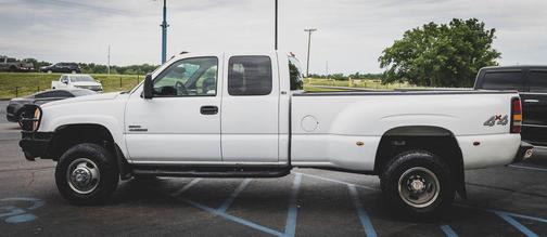Summit White 2004 Chevrolet Silverado 3500 LS Extended Cab