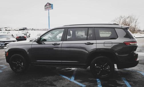 2023 Jeep Grand Cherokee L Altitude