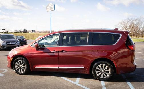 2019 Chrysler Pacifica Touring-L Plus