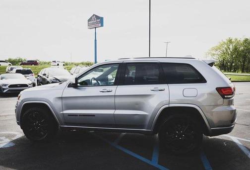 2018 Jeep Grand Cherokee Altitude