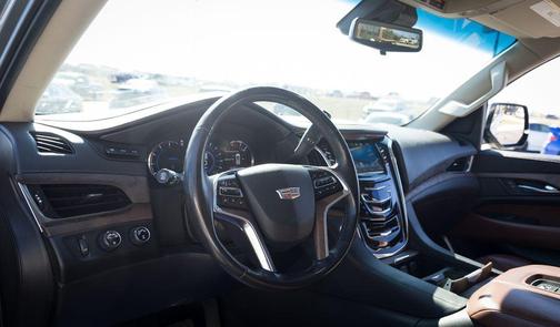 2019 Cadillac Escalade Luxury