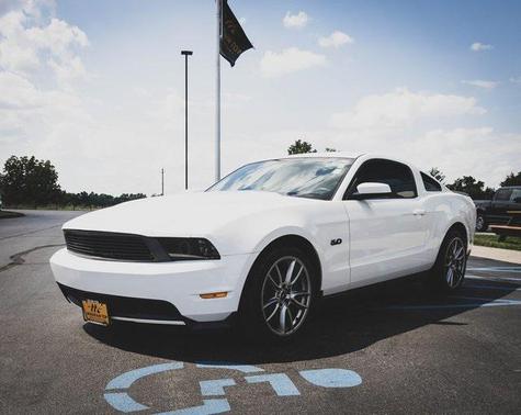 2011 Ford Mustang GT Premium