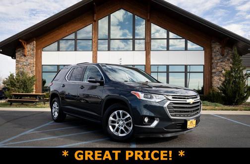 2018 Chevrolet Traverse LT Cloth