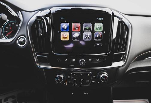 2018 Chevrolet Traverse LT Cloth