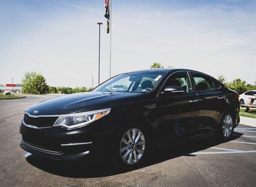 2017 Kia Optima LX