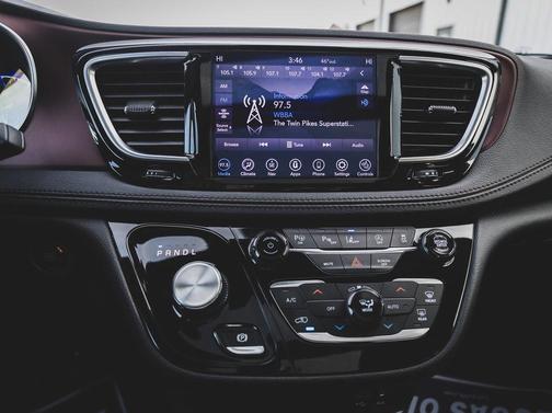 2020 Chrysler Pacifica Limited