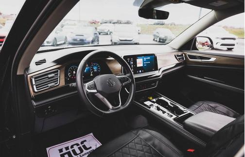 2024 Volkswagen Atlas 2.0T SE w/Technology 4MOTION