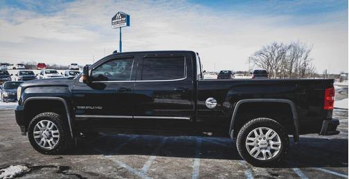 2015 GMC Sierra 2500 Denali