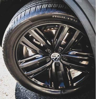 2022 Volkswagen Tiguan 2.0T SE R-Line Black 4MOTION