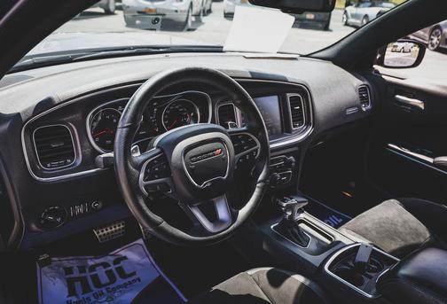 Jazz Blue Pearlcoat 2016 Dodge Charger R/T Scat Pack
