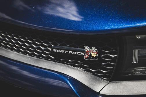 Jazz Blue Pearlcoat 2016 Dodge Charger R/T Scat Pack