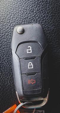 Magnetic 2016 Ford F-150 XLT