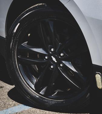 Silver Ice Metallic 2020 Chevrolet Equinox 1LT