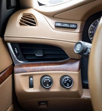 2016 Cadillac Escalade Platinum