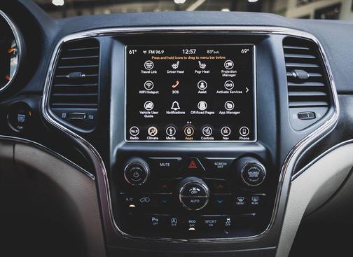 Walnut Brown Metallic Clearcoat 2018 Jeep Grand Cherokee Limited