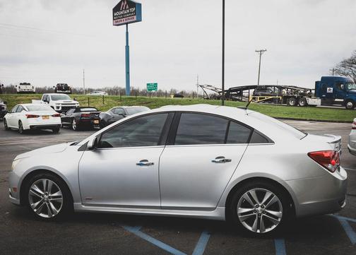 Silver Ice Metallic 2014 Chevrolet Cruze LTZ