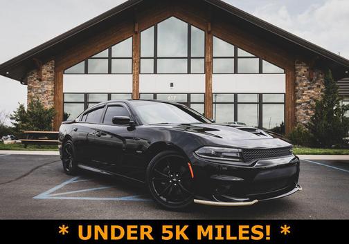 Pitch Black Clearcoat 2018 Dodge Charger R/T