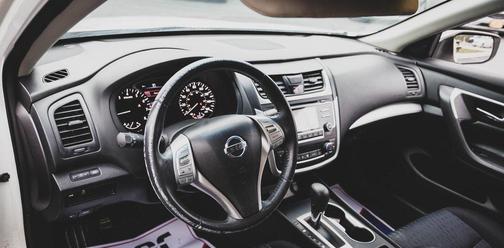2016 Nissan Altima 2.5 SV