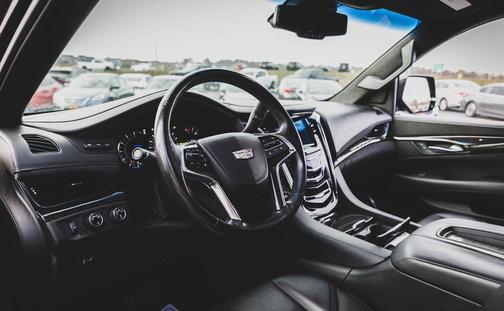 2016 Cadillac Escalade Platinum