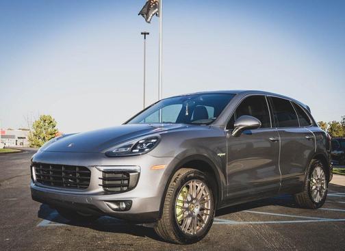 2017 Porsche Cayenne S