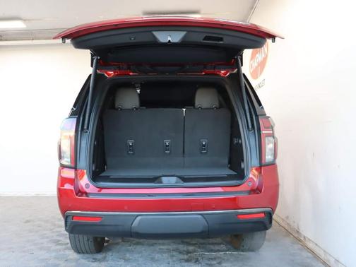 Photo 5 of 21 of 2022 Chevrolet Tahoe RST