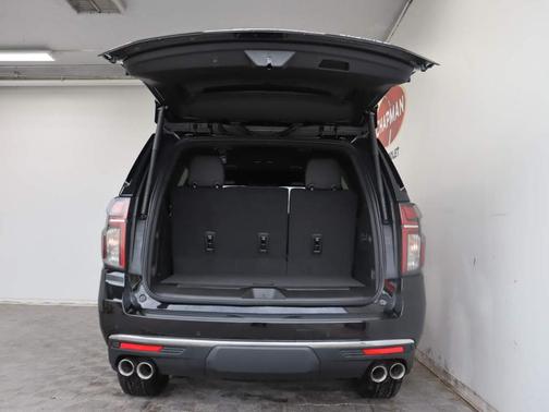 Photo 5 of 22 of 2022 Chevrolet Tahoe Premier