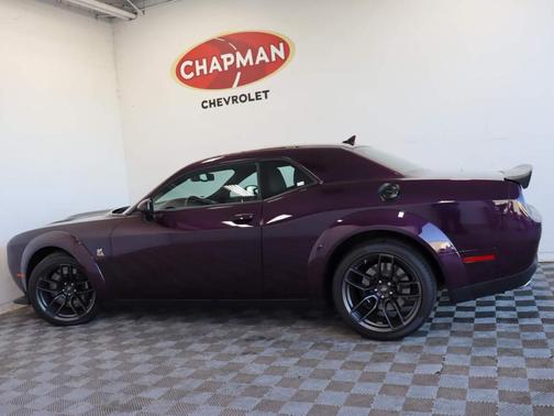 Photo 3 of 21 of 2021 Dodge Challenger R/T Scat Pack