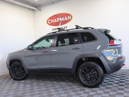 Photo 3 of 20 of 2019 Jeep Cherokee Trailhawk Elite