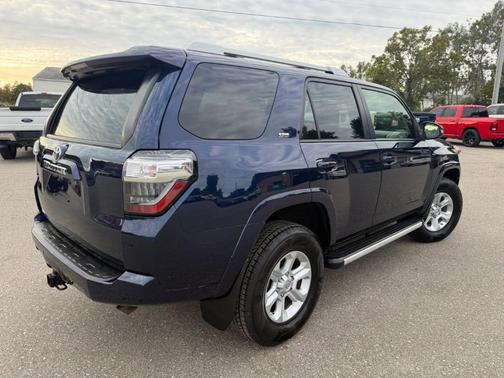 Nautical Blue Metallic 2018 Toyota 4Runner SR5 Premium