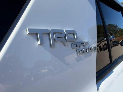Super White 2017 Toyota 4Runner TRD Off Road