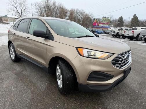 2020 Ford Edge SE