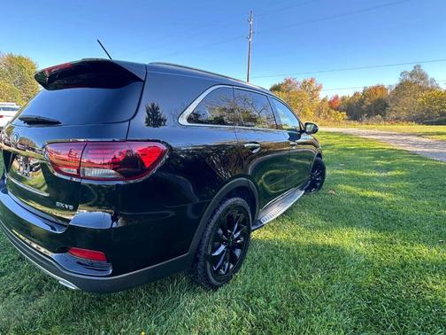 2020 Kia Sorento EX V6
