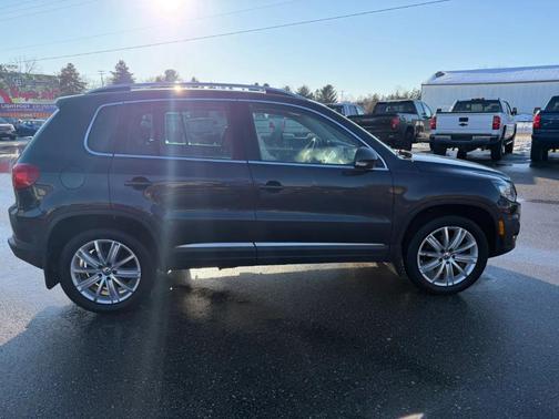 2016 Volkswagen Tiguan S