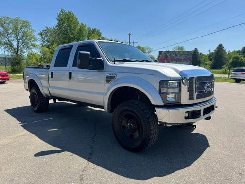 Silver Metallic 2008 Ford F-350 Lariat Super Duty