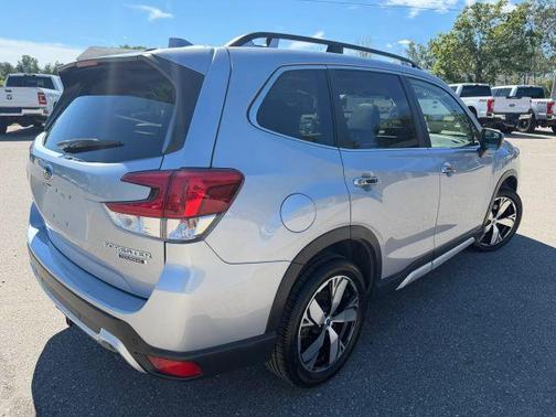 Ice Silver Metallic 2019 Subaru Forester Touring