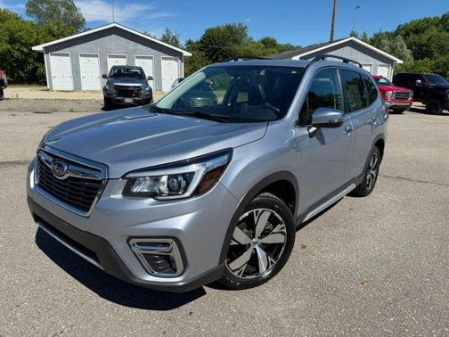 Ice Silver Metallic 2019 Subaru Forester Touring