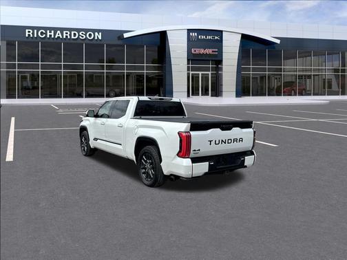 2022 Toyota Tundra Hybrid Platinum