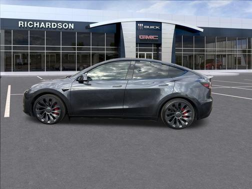 2024 Tesla Model Y Performance Dual Motor All-Wheel Drive
