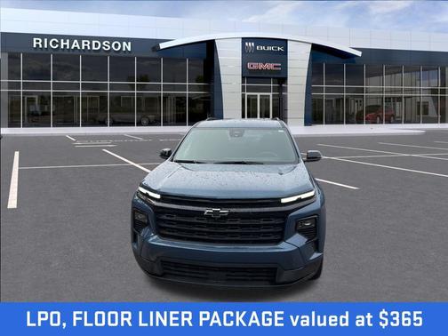 Lakeshore Blue Metallic 2025 Chevrolet Traverse LT