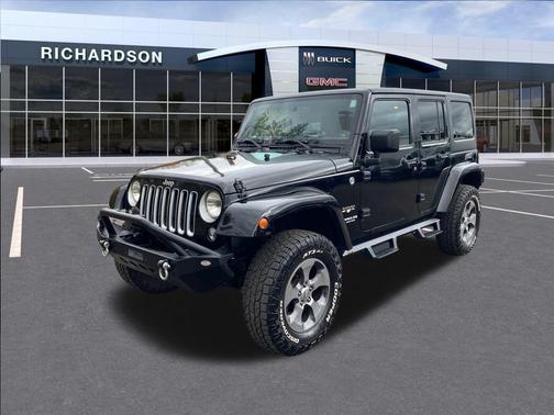 2017 Jeep Wrangler Unlimited Sahara