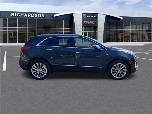 2018 Cadillac XT5 Platinum